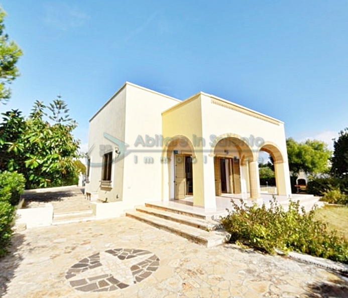 Villa con Giardino e Vista Mare